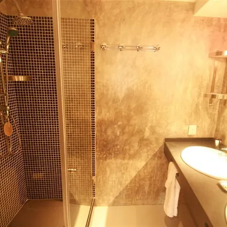 Lejlighed Superb 2 Bedroom In